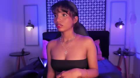 Snapshot of gigi_strawberry chatting on 28, 2, 2025 GIGI online show from 28, 2, 2025