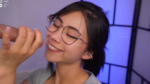 Snapshot of gigi_ulala chatting on 15, 11, 2025 80 off in my OF gigipriv online show from 15, 11, 2025