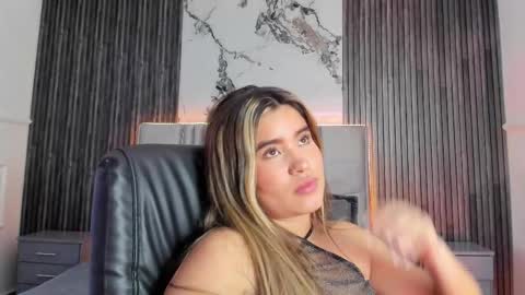 Gigi Doll online show from 20, 1, 2025