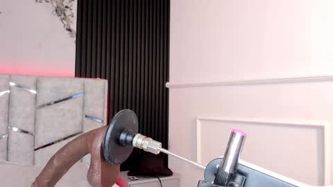 Gigi Doll online show from 4, 11, 2025