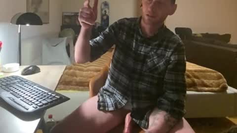 Snapshot of gilbertlachsmann chatting on 13, 1, 2025 Sebastian online show from 13, 1, 2025