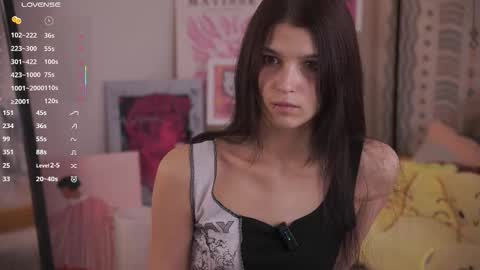 Mia online show from 5, 2, 2026