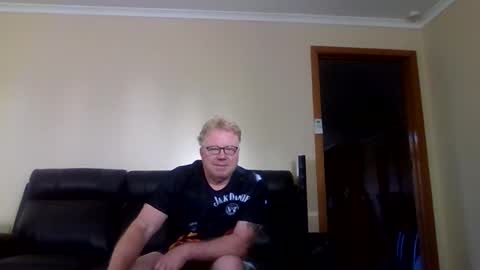 gimmmieoooo online show from 13, 2, 2026