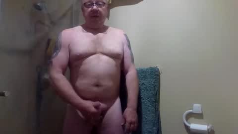 Snapshot of gimmmieoooo chatting on 4, 5, 2026 gimmmieoooo online show from 4, 5, 2026