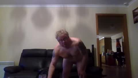 gimmmieoooo online show from 3, 6, 2026