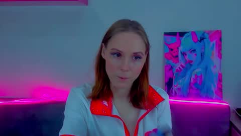 Snapshot of gina_lovelyy chatting on 13, 9, 2025 Gina online show from 13, 9, 2025