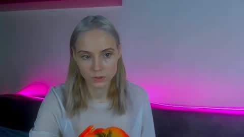 Gina online show from 5, 12, 2025