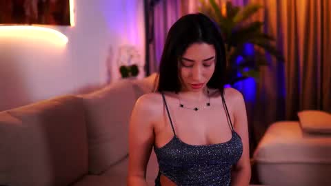 Snapshot of ginavalentinna chatting on 2, 3, 2025 Gina online show from 2, 3, 2025