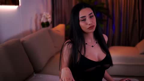 Snapshot of ginavalentinna chatting on 12, 3, 2025 Gina online show from 12, 3, 2025