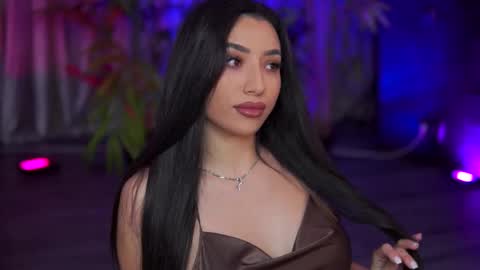 Snapshot of ginavalentinna chatting on 7, 10, 2025 Gina online show from 7, 10, 2025