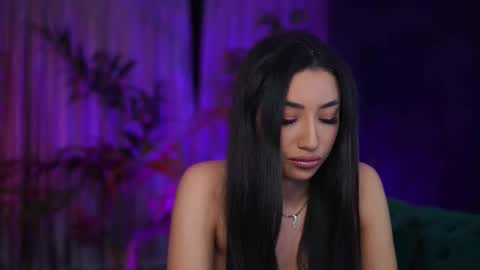 Snapshot of ginavalentinna chatting on 19, 11, 2025 Gina online show from 19, 11, 2025