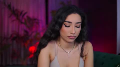 Snapshot of ginavalentinna chatting on 26, 11, 2025 Gina online show from 26, 11, 2025