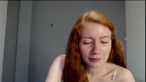 Snapshot of ginger_giirl chatting on 21, 10, 2025 Ginger online show from 21, 10, 2025
