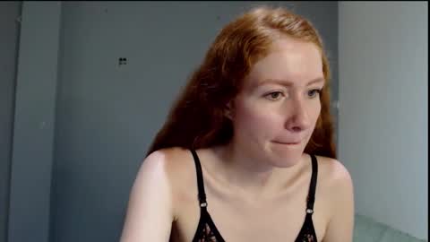 Snapshot of ginger_giirl chatting on 24, 10, 2025 Ginger online show from 24, 10, 2025