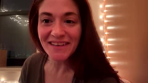 Snapshot of gingerlynx chatting on 25, 11, 2025 gingerlynx online show from 25, 11, 2025