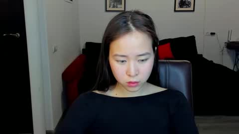 Snapshot of ginnycherry chatting on 5, 3, 2025 Ginny online show from 5, 3, 2025