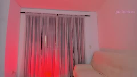 Snapshot of gintonicax chatting on 14, 12, 2025 Ginevra online show from 14, 12, 2025