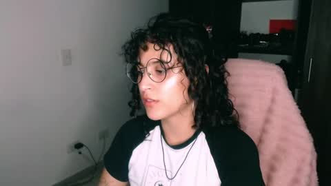 giny_bean online show from 13, 4, 2026