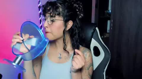 Snapshot of giny_bean chatting on 20, 6, 2026 giny_bean online show from 20, 6, 2026
