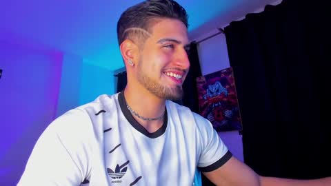 GIOMAR REYES online show from 7, 1, 2025