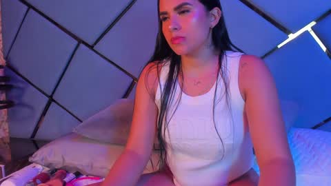 Snapshot of giorgia_13 chatting on 14, 1, 2025 giorgia online show from 14, 1, 2025