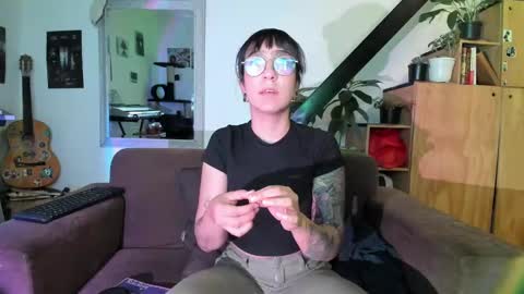 girasol1921 online show from 18, 2, 2025