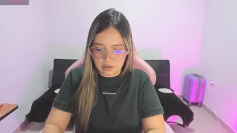 Alana online show from 25, 11, 2025