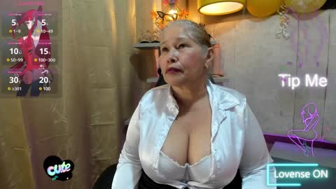 Girl Amada online show from 30, 1, 2025