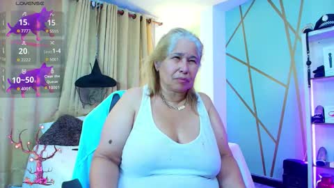 Girl Amada online show from 4, 10, 2025