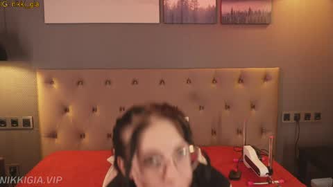 Nikki online show from 9, 4, 2026