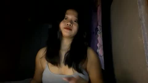 Snapshot of girl_kylax chatting on 24, 10, 2025 ilove play tab and dirty online show from 24, 10, 2025
