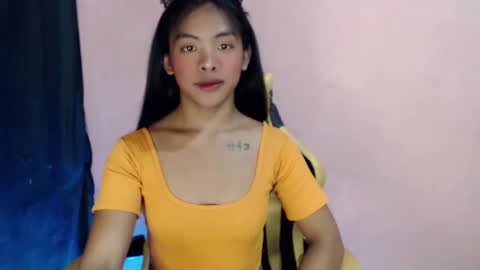 queen ronna online show from 25, 1, 2025