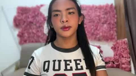 queen ronna online show from 30, 9, 2025