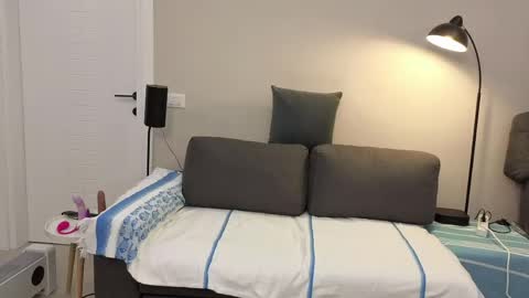 Girlfriend online show from 13, 4, 2026