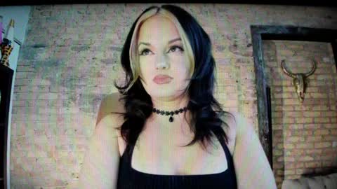 Snapshot of girlnamedcheese chatting on 24, 1, 2025 Cheese online show from 24, 1, 2025