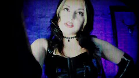 Snapshot of girlnamedcheese chatting on 3, 2, 2025 Cheese online show from 3, 2, 2025