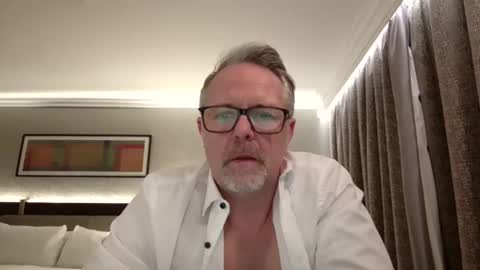 girlsandbikes online show from 19, 10, 2025