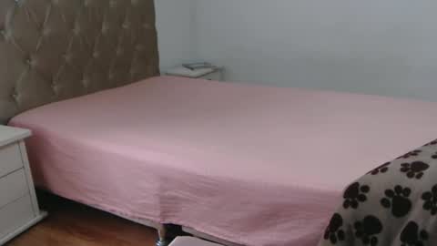 Victoria online show from 5, 12, 2025