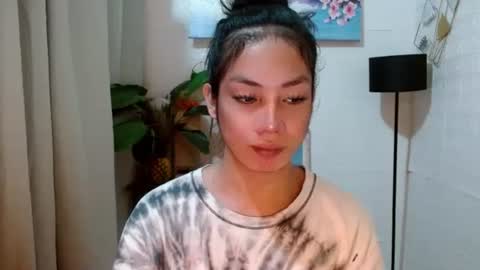 Snapshot of girlwhobelieveinmagic chatting on 6, 1, 2025 Callmenor online show from 6, 1, 2025