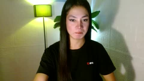 Snapshot of girlwhobelieveinmagic chatting on 12, 2, 2025 Callmenor online show from 12, 2, 2025