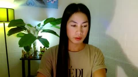 Snapshot of girlwhobelieveinmagic chatting on 17, 2, 2025 Callmenor online show from 17, 2, 2025