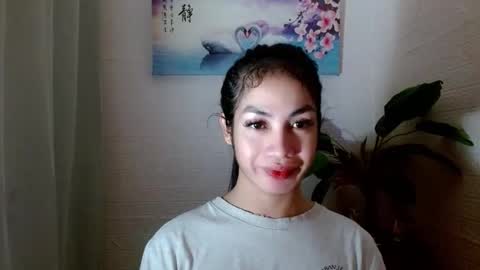 Snapshot of girlwhobelieveinmagic chatting on 8, 3, 2025 Callmenor online show from 8, 3, 2025