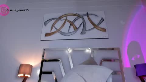 Giselle online show from 12, 12, 2024