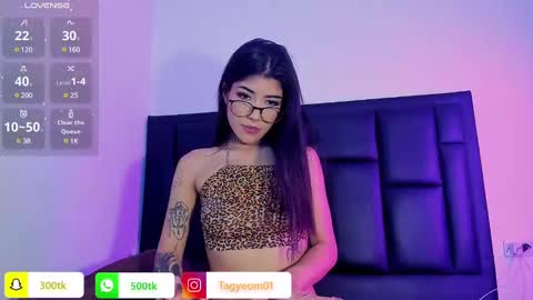 Snapshot of giselleblare chatting on 13, 1, 2025 giselleblare online show from 13, 1, 2025