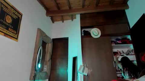 . Gisel Reyes . online show from 14, 11, 2025