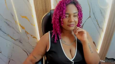 Snapshot of gisselle_hh chatting on 25, 5, 2026 Gisselle online show from 25, 5, 2026
