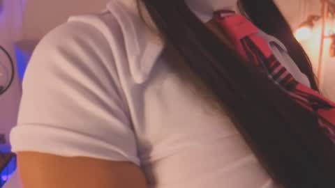 Snapshot of gisselle_palmer chatting on 5, 3, 2025 online show from 5, 3, 2025