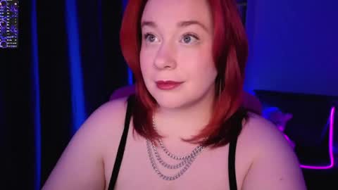 Snapshot of gitera_ chatting on 19, 5, 2026 AlexaMillis online show from 19, 5, 2026