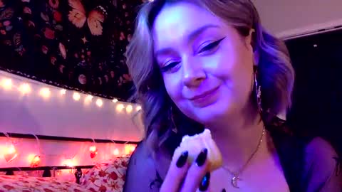 Snapshot of givemesweetdreams chatting on 23, 1, 2025 givemesweetdreams online show from 23, 1, 2025