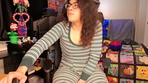 glaceon9 online show from 2, 2, 2025